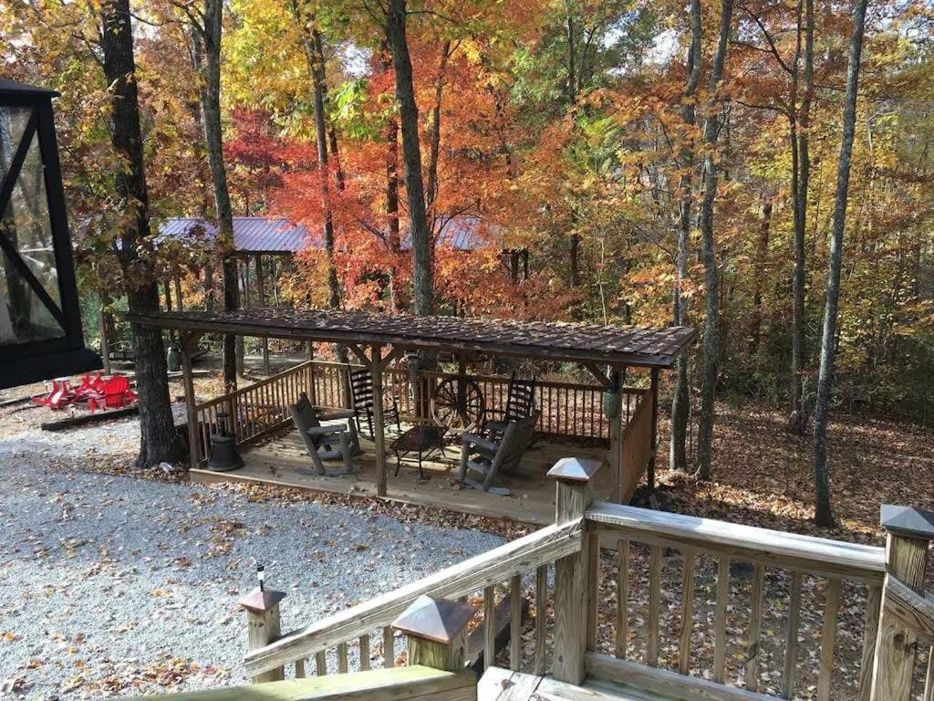 Spencer Tn State Parks Open! Hikes, Waterfalls, Firepits! מראה חיצוני תמונה